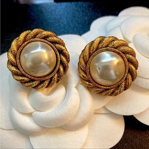 Authentic Chanel Vintage Faux Pearl Clip On Earrings